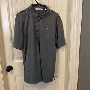 Travis Mathew XL Shirt